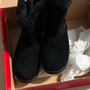 Cozy Black Winter Boots for Women